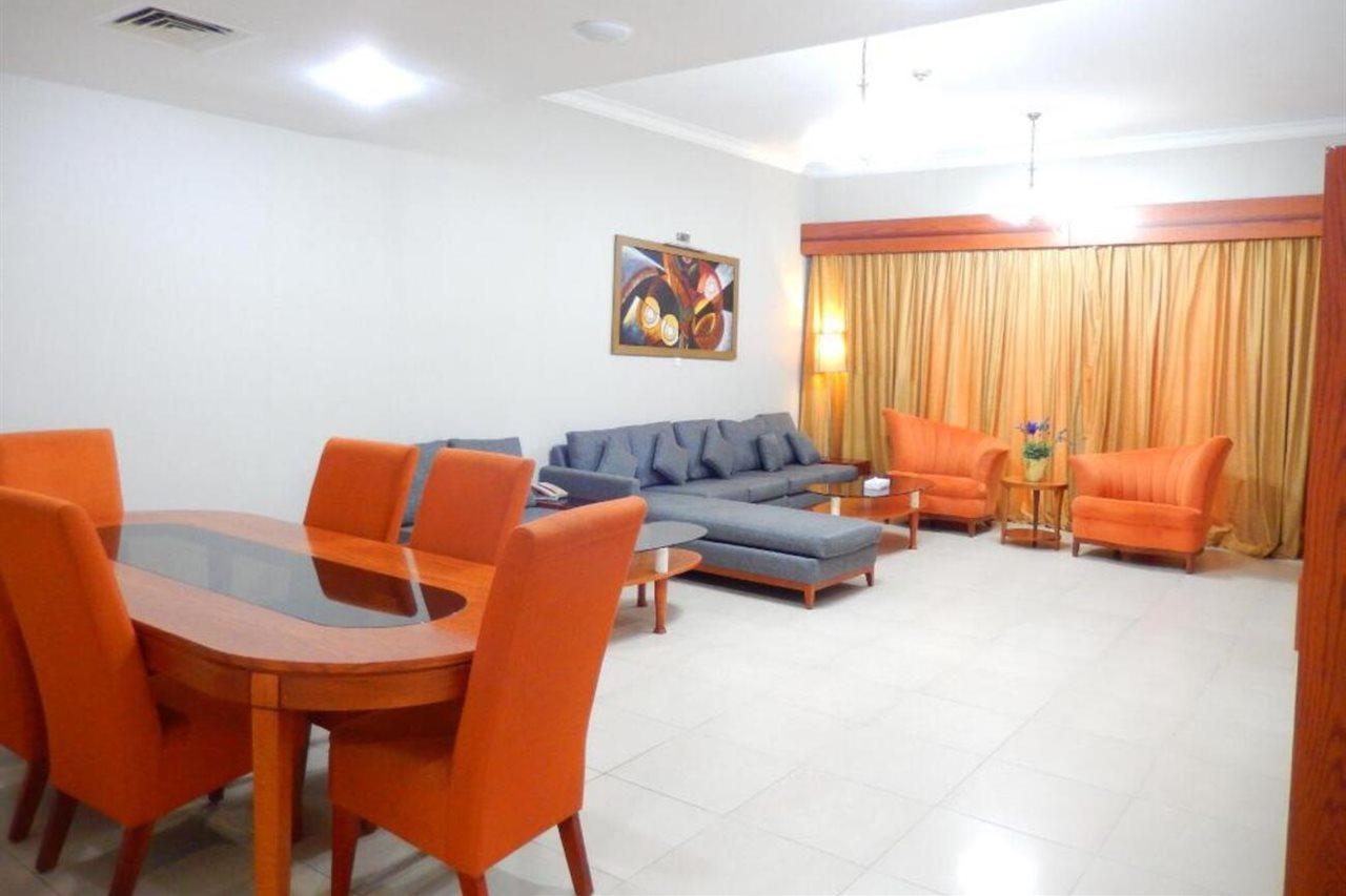 Wescott Pearl Hotel Apartments ดูไบ ภายนอก รูปภาพ