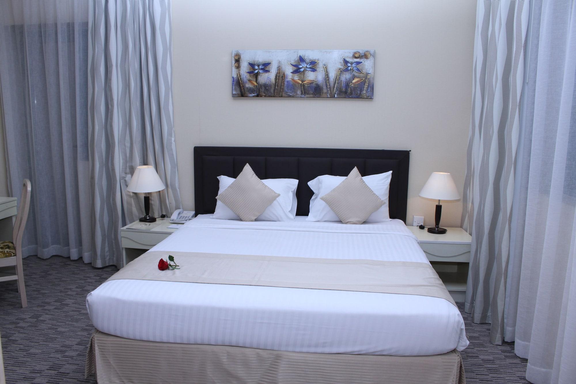 Wescott Pearl Hotel Apartments ดูไบ ภายนอก รูปภาพ