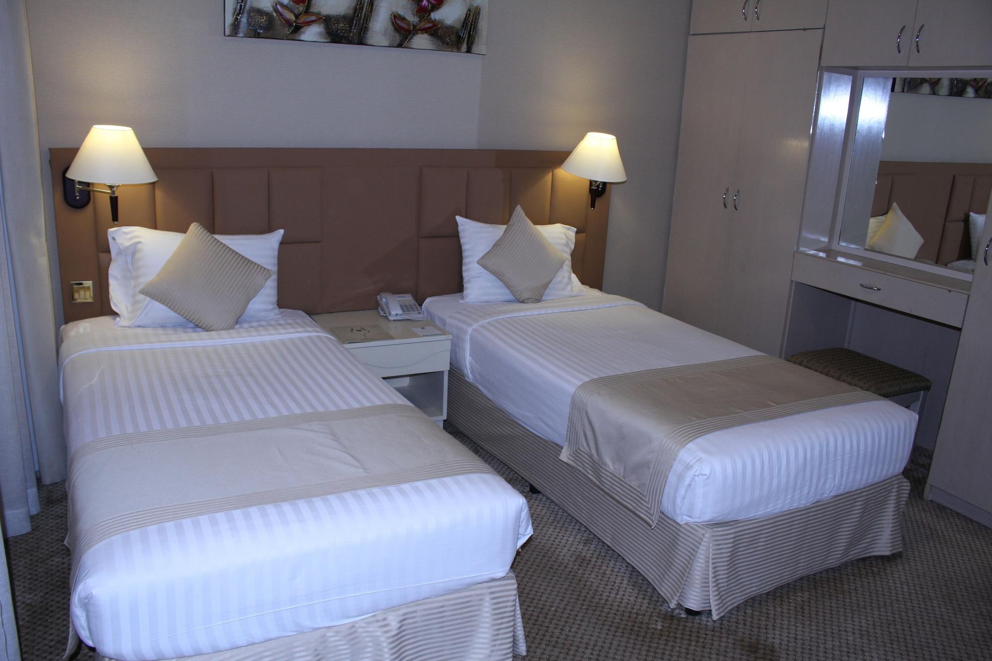 Wescott Pearl Hotel Apartments ดูไบ ภายนอก รูปภาพ