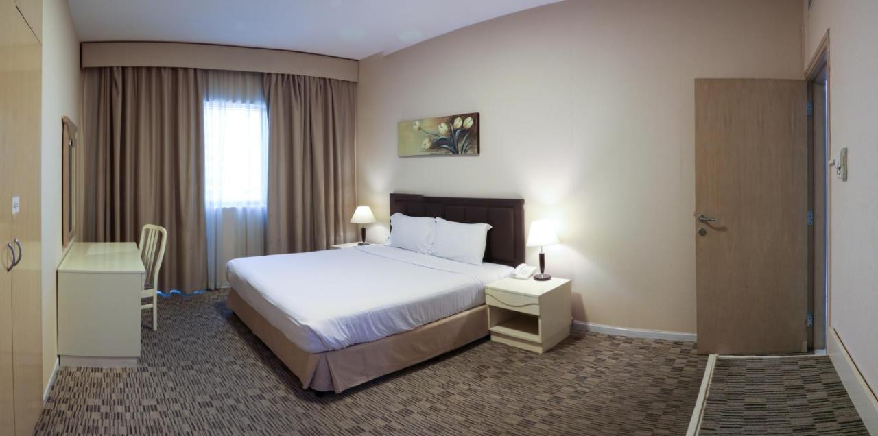 Wescott Pearl Hotel Apartments ดูไบ ภายนอก รูปภาพ
