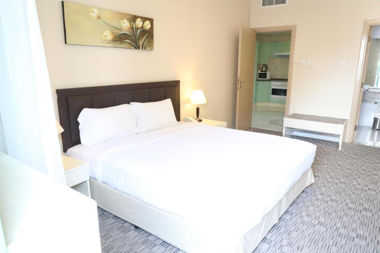 Wescott Pearl Hotel Apartments ดูไบ ภายนอก รูปภาพ