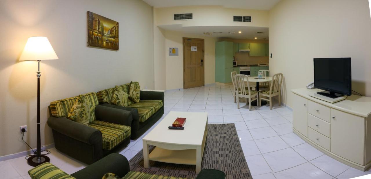 Wescott Pearl Hotel Apartments ดูไบ ภายนอก รูปภาพ