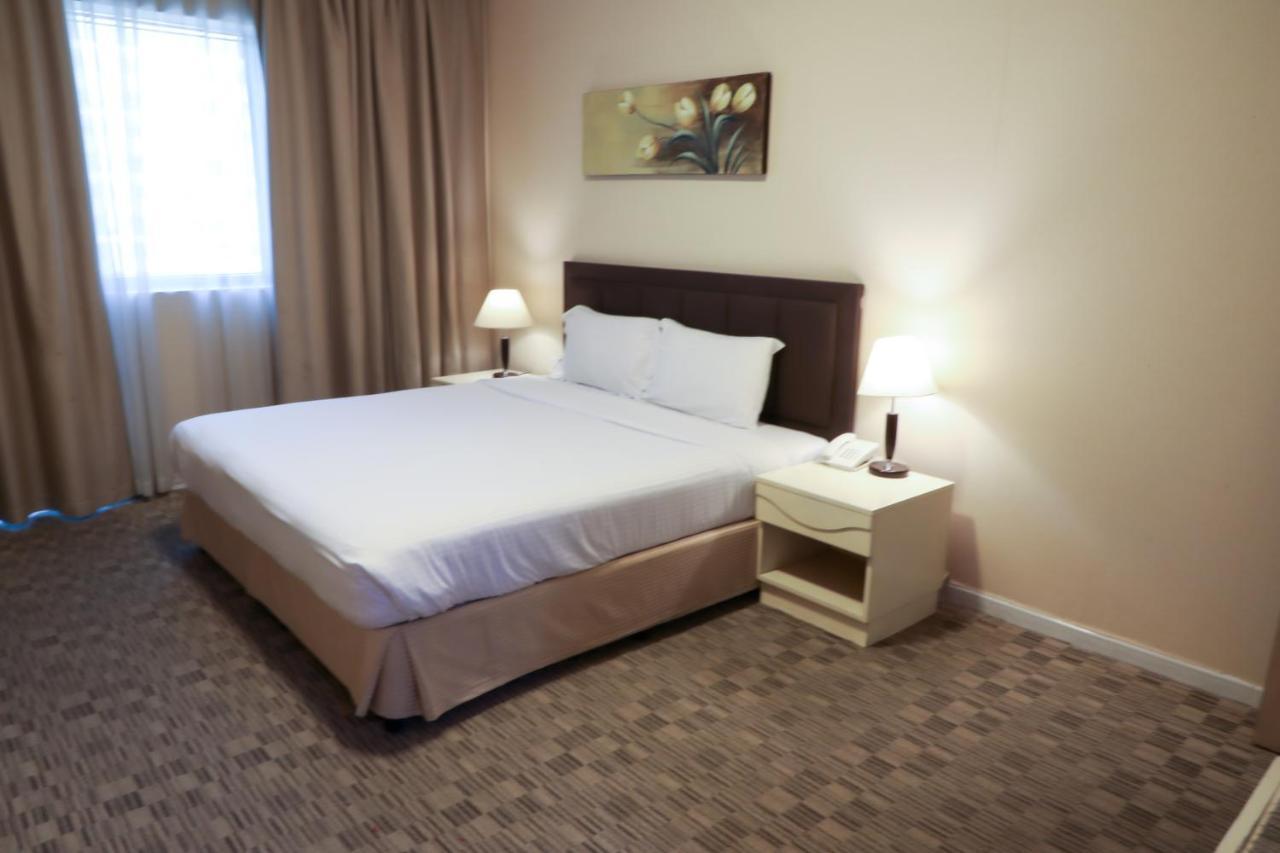 Wescott Pearl Hotel Apartments ดูไบ ภายนอก รูปภาพ
