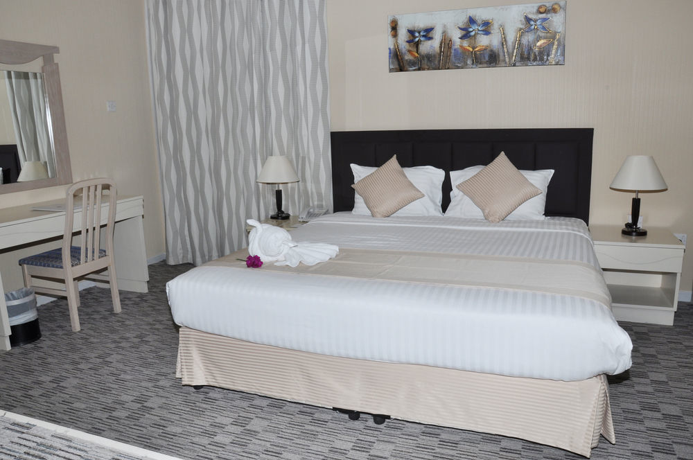 Wescott Pearl Hotel Apartments ดูไบ ภายนอก รูปภาพ